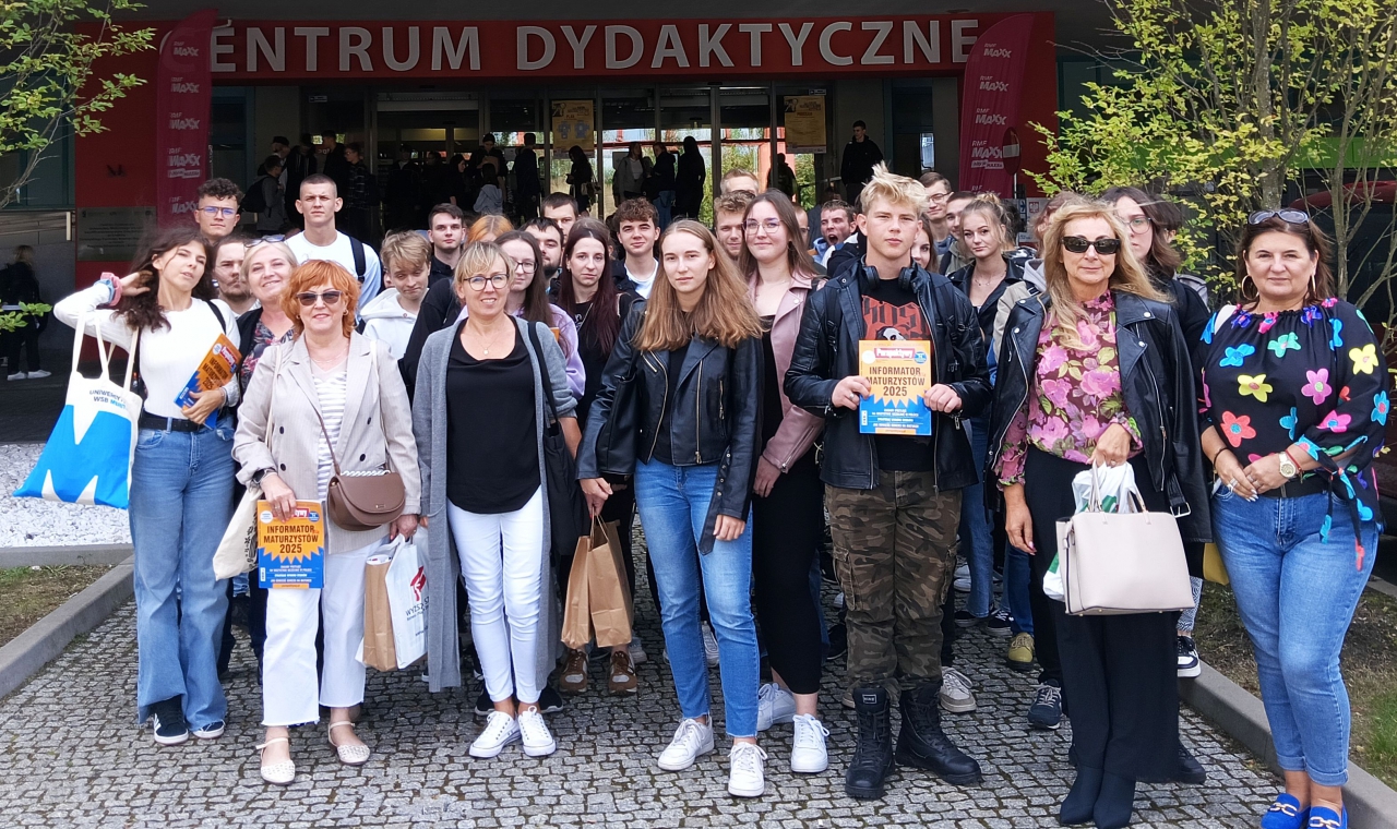 Uczestnicy salonu