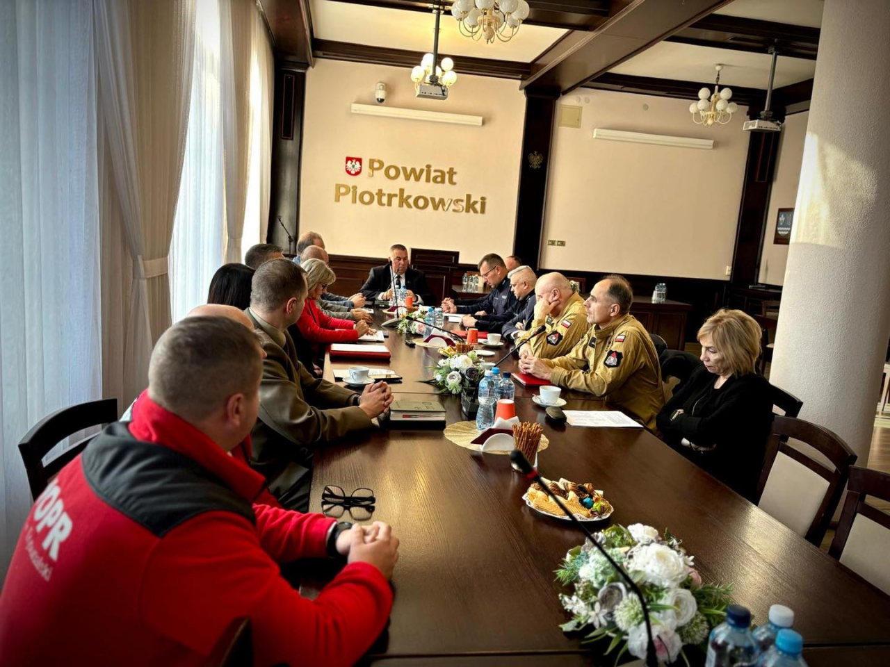 Obrady członków Komisji Bezpieczeństwa
