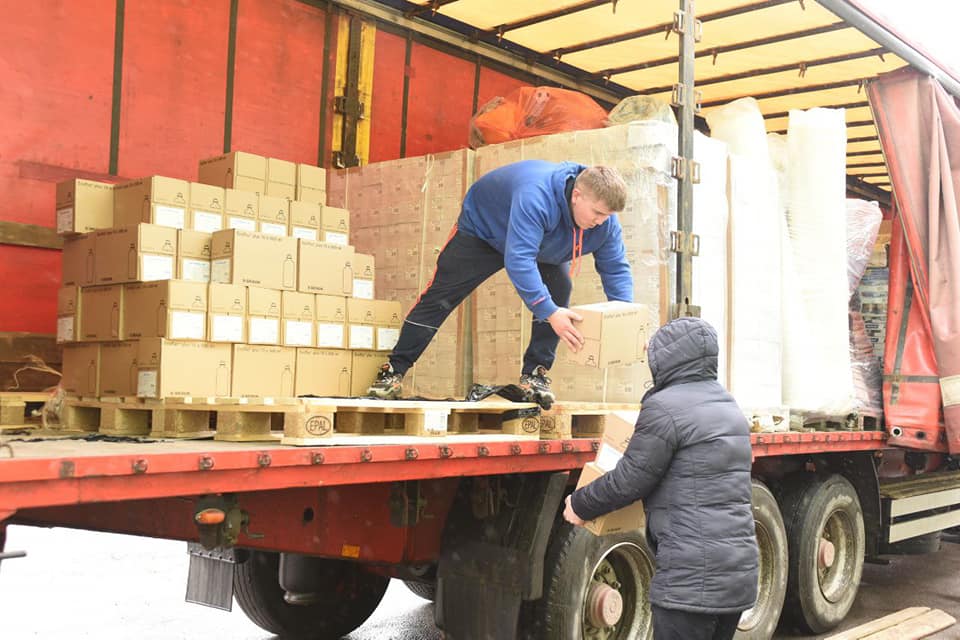 Transport z Powiatu Piotrkowskiego już w Równem