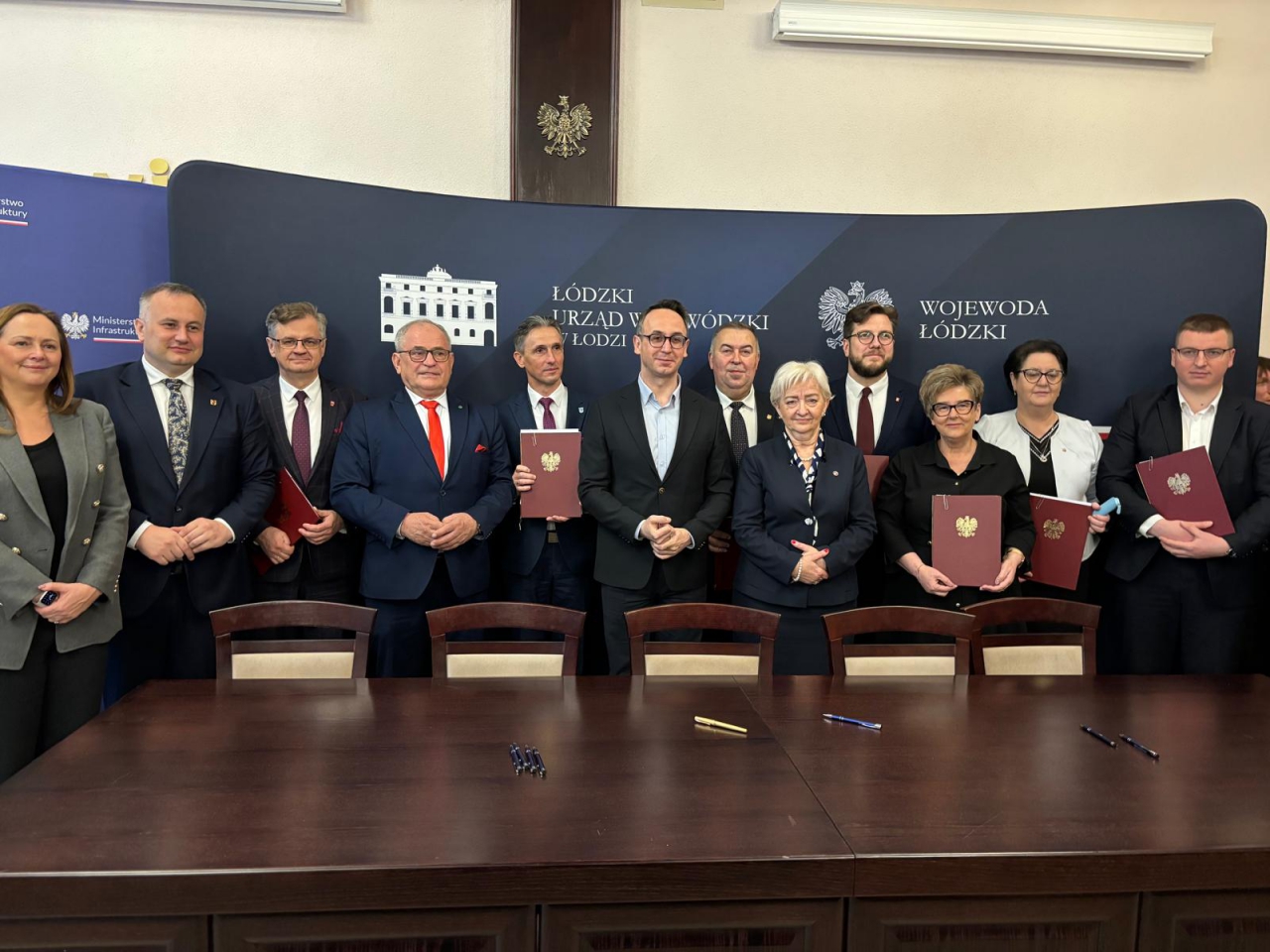 Włodarze podpisali umowy na dofinansowanie