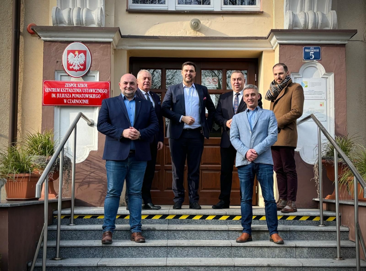 Uczestnicy spotkania w Czarnocinie